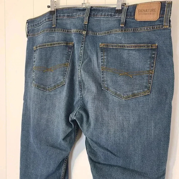 Levis Signature Straight Jeans S51 Casual Medium Wash Size 42/30 - Picture 9 of 9